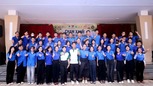 Tuổi trẻ phường Tân An lan tỏa lối sống xanh qua chương trình “Chạm Xanh - Phân loại sống xanh”