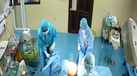 Phẫu thuật cấp cứu bệnh nhân nhiễm Covid-19 bị thủng dạ dày