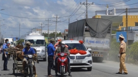 Bạc Liêu: Tài xế lái xe “luồng xanh” đi giao hàng hóa dương tính với SARS-CoV-2
