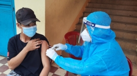 An Giang ghi nhận 81 ca nghi nhiễm, phê duyệt đối tượng tiêm vaccine đợt 9