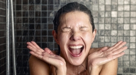 Những lợi ích không ngờ từ việc tắm nước lạnh
