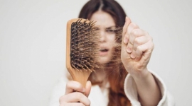 Những biện pháp phục hồi chứng rụng tóc sau sinh