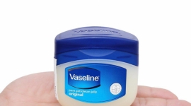 Những công dụng tuyệt vời trong làm đẹp của sáp Vaseline