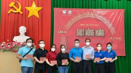 Hội Chữ thập đỏ quận Ninh Kiều tổ chức chương trình “Giọt hồng xuân” năm 2022