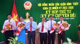 Bà Phan Thị Nguyệt được bầu giữ chức vụ Chủ tịch UBND quận Bình Thủy