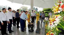 Chủ tịch Nước Nguyễn Xuân Phúc làm việc tại Đồng Tháp