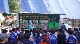 An Giang: Phục vụ xe sách lưu động tại lễ hội truyền thống huyện Châu Phú lần thứ 20 năm 2022