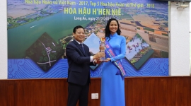 Hoa hậu H’hen Niê làm Đại sứ Truyền thông cho “Tuần Văn hóa – Du lịch tỉnh Long An năm 2022”