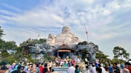 Du lịch An Giang “hút khách” trong dịp Tết Quý Mão 2023