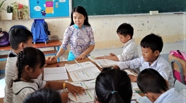 Nữ giáo viên đầu tiên của tỉnh Sóc Trăng được đề nghị phong tặng danh hiệu Nhà giáo Nhân dân