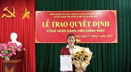 Nguyễn Thị Oanh - Ngôi sao thể thao gây sốt SEA Games 32 trở thành Đảng viên