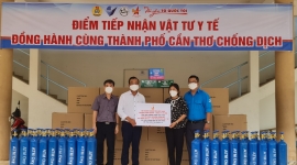 Cần Thơ tiếp nhận mô hình ATM Oxy từ Hội Doanh nhân trẻ Việt Nam