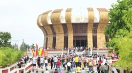 Cần Thơ: Đền thờ Vua Hùng đón hàng chục nghìn lượt khách mỗi ngày