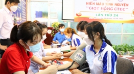 Cần Thơ: Trường Cao đẳng Kinh tế - Kỹ thuật Cần Thơ tổ chức hiến máu tình nguyện
