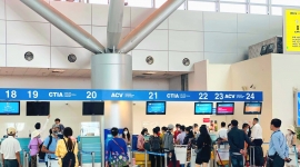 Vietnam Airlines cung cấp dịch vụ làm thủ tục trực tuyến tại Sân bay Cần Thơ