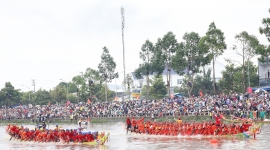 Hình ảnh ấn tượng tại Lễ hội Oóc Om Bóc - Đua ghe Ngo tỉnh Sóc Trăng vừa xác lập Kỷ lục Việt Nam