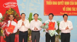Cần Thơ: Trao quyết định điều động, luân chuyển cán bộ Huyện Phong Điền và Quận Cái Răng