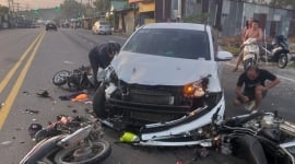 Phú Quốc: Ba xe máy đụng trực diện ô tô khiến 2 người chết