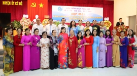 Cụm Hội LHPN Ô Môn, Cờ Đỏ, Thới Lai tổ chức họp mặt Kỷ niệm Ngày thành lập Hội LHPN Việt Nam