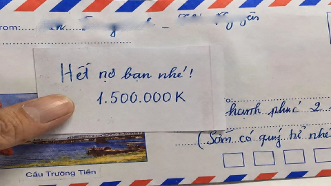 Tôi vay bạn 1,5 triệu 5 năm trước, giờ đám cưới tôi bạn để phong bì có mẩu giấy 'trừ nợ', không nghĩ trên đời có người ích kỉ vậy