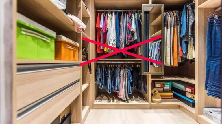 Cách xử lý quần áo cũ để không bị lãng phí? 