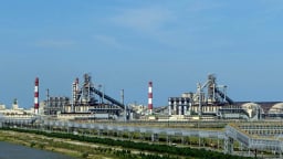 Hai ông lớn thép ngoại Posco và Formosa làm ăn ra sao tại Việt Nam?