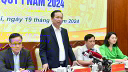 Phó Thống đốc: ‘NHNN sẵn sàng can thiệp tỷ giá ngay hôm nay’
