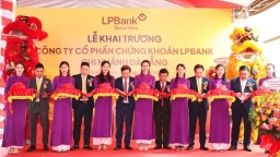 Chứng khoán LPBank khai trương Chi nhánh Đà Nẵng, bước đầu chiến dịch phủ sóng thương hiệu trên toàn quốc