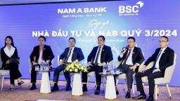 Nam A Bank gặp gỡ trực tuyến nhà đầu tư, sẵn sàng bứt phá trong những tháng cuối năm 2024