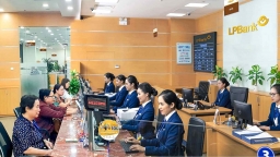 'Điểm sáng' hoạt động dịch vụ, LPBank hoàn thành 84% kế hoạch lãi