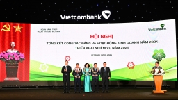 Vietcombank vững thế dẫn đầu, bứt phá với dấu ấn xanh