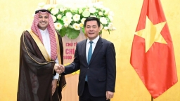 Kêu gọi đầu tư từ Saudi Arabia vào cơ sở hạ tầng năng lượng Việt Nam