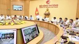 Bộ trưởng Công Thương họp với các doanh nghiệp tỷ USD trước thềm đàm phán với Mỹ