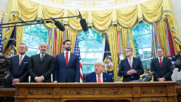 Có gì bên trong thỏa thuận thương mại Mỹ-Anh mà ông Trump ca ngợi?