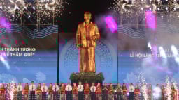 Tổng Bí thư Tô Lâm dự lễ khai hội Làng Sen 