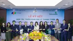 FPT Retail hợp tác cùng Vietcombank triển khai mô hình đại lý thanh toán