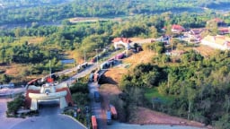 Hàng loạt ưu đãi tại Khu kinh tế - thương mại xuyên biên giới Lao Bảo - Đensavan