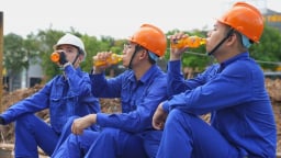 Nắng gió công trường và trải lòng của người làm nghề xây dựng