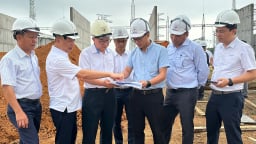 Tổng giám đốc EVNNPT đôn đốc tiến độ 4 dự án truyền tải điện tại tỉnh Phú Thọ