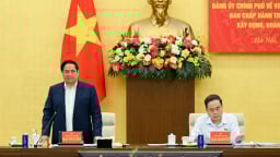 Vừa sắp xếp lại giang sơn vừa đề ra các giải pháp thúc đẩy tăng trưởng
