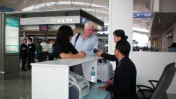Miễn thị thực với người nước ngoài thuộc diện đặc biệt