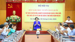 Bộ Nội vụ sẽ hướng dẫn điều tiết công chức, nơi thiếu vẫn được tuyển thêm