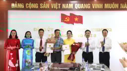Quảng Ninh trao giấy chứng nhận đầu tư cho 2 dự án gần 1.200 tỷ đồng