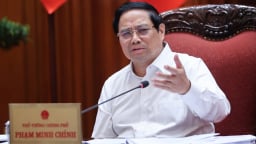 Thủ tướng: Đổi mới cách làm đầu tư công, tập trung cho các dự án 'xoay chuyển tình thế'