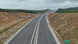 Sớm hoàn thành các hạng mục còn lại của cao tốc Bắc - Nam qua Quảng Trị, Hà Tĩnh