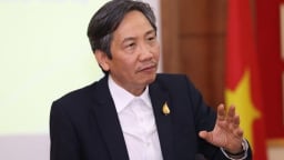Nguyên Thứ trưởng Bộ Nội vụ: Không nên khuyến khích công chức viết đơn xin thôi việc