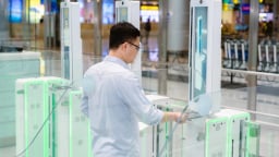 Quy định mới về các trường hợp tạm hoãn xuất cảnh do nợ thuế