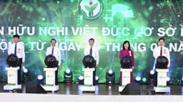 Thủ tướng dự khai trương Bệnh viện Hữu nghị Việt Đức cơ sở Ninh Bình