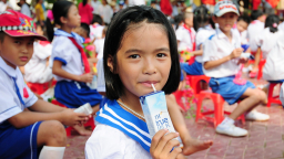 Doanh nghiệp nào đủ năng lực sữa tươi đáp ứng nhu cầu cho Sữa học đường?
