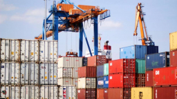 Giải phóng thêm gần 900 container phế liệu vô chủ 'chây ì' tại cảng biển